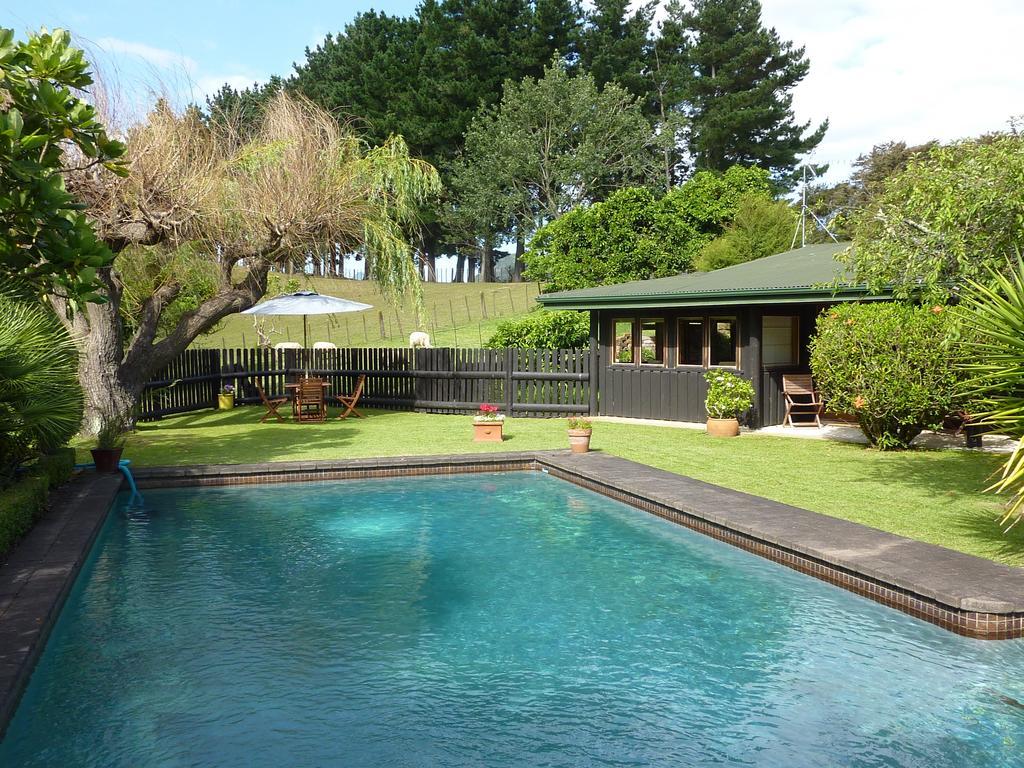 Thorold Country House Thames Exterior photo